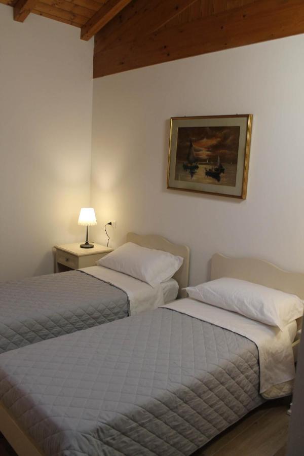 Corte Nuova B&B Bagnolo San Vito エクステリア 写真