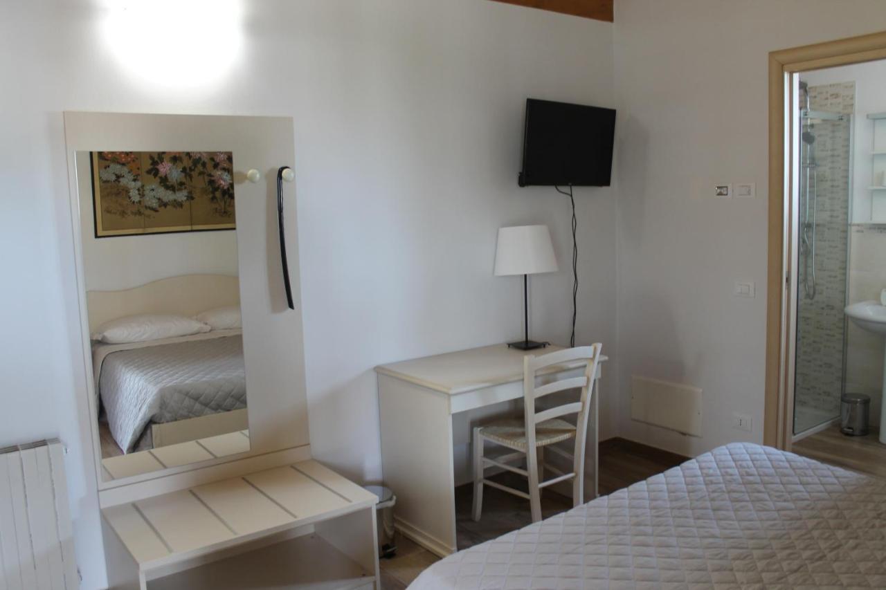 Corte Nuova B&B Bagnolo San Vito エクステリア 写真