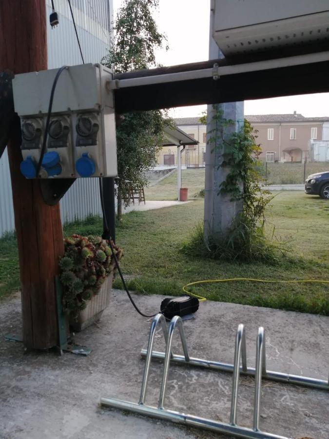 Corte Nuova B&B Bagnolo San Vito エクステリア 写真
